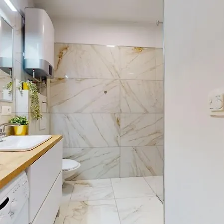 Reduta Lovely * 브라티슬라바